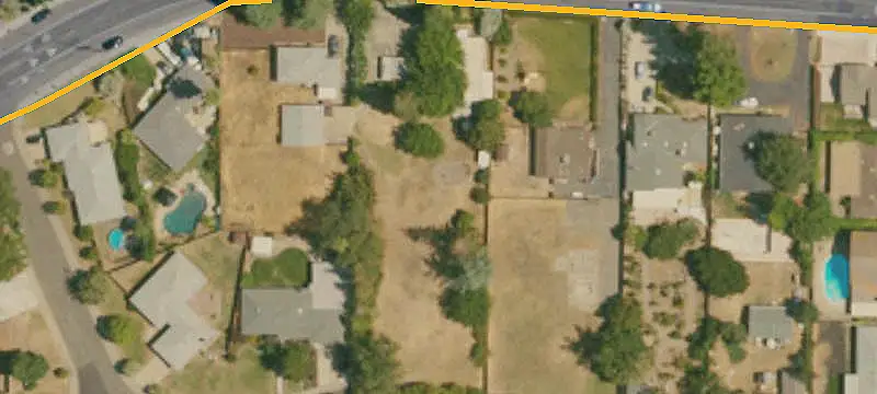 Duplex with Park-Like Grounds