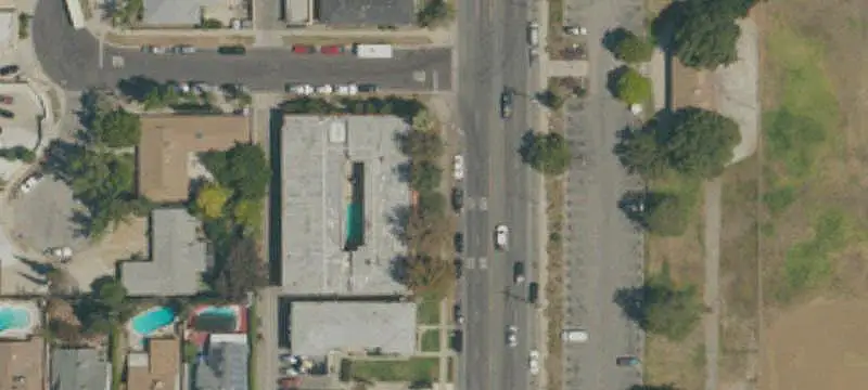 13-Unit Apartment Building