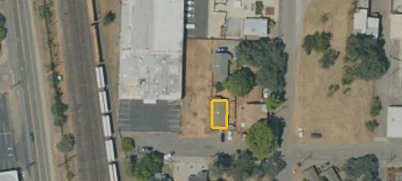 Vacant Commercial Land