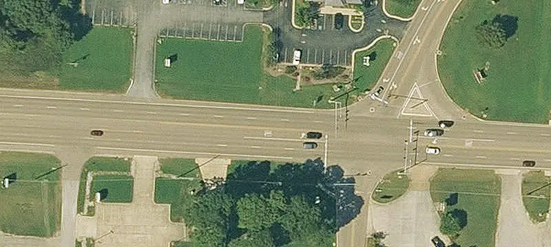 Two-Tenant Specialty Property
