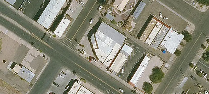 Wonder Bar Pub Property