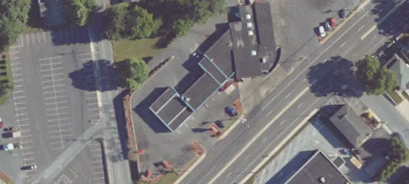Conveyor Car Wash and Auto Repair Facility