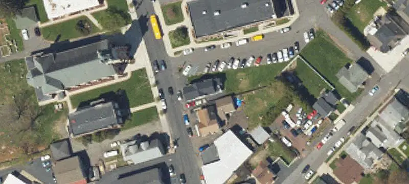 Mixed-Use Property with Apartment