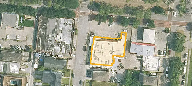 Multi-Suite Retail Space