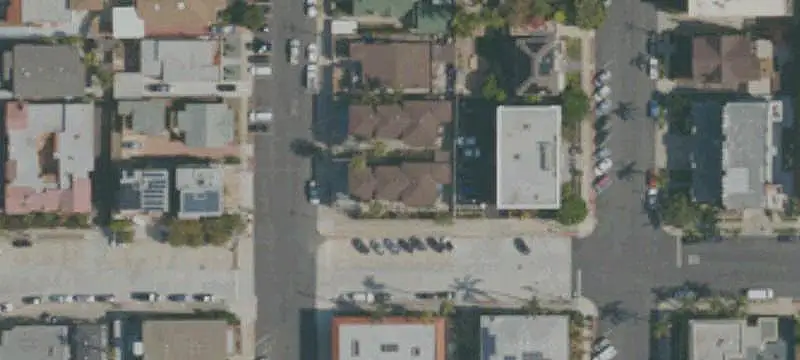 12-Unit Apartment Property with Courtyard