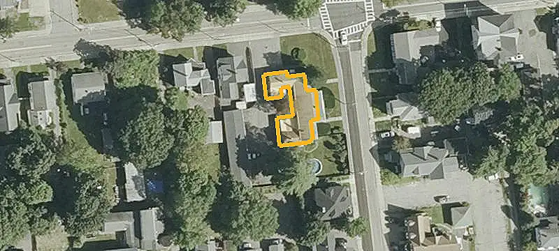 Quadplex with Nine Garage Bays