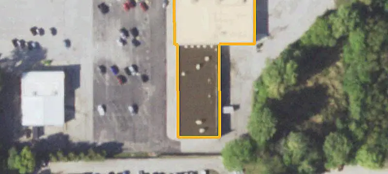 Fully Leased Shopping Center