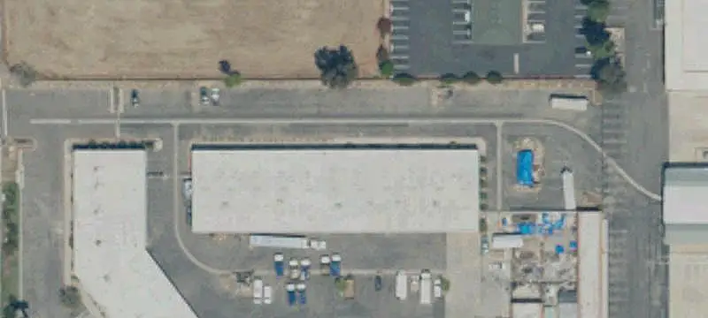 Industrial Flex Space with Grade-Level Doors