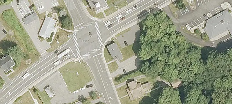 Retail Space at Signalized Intersection