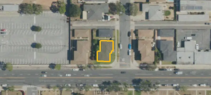 Four-Unit Quadplex with Garage Parking