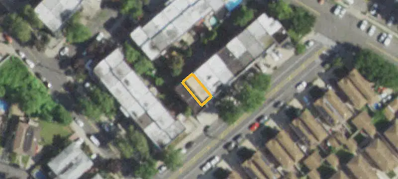 Triplex with Private Driveway