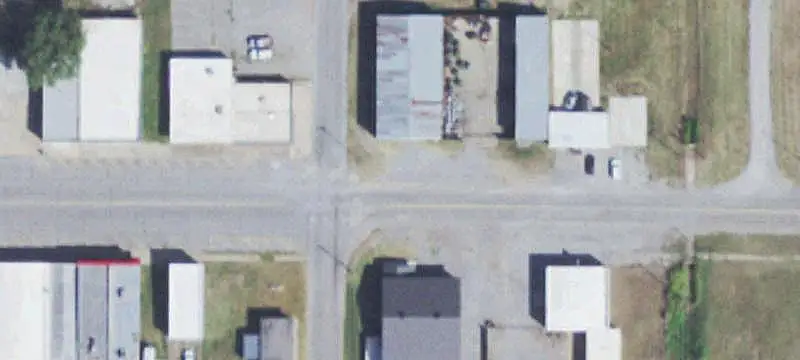 Retail Building with Laundromat
