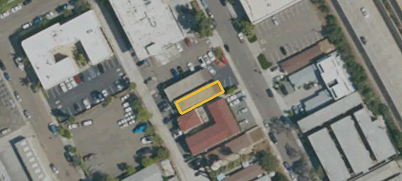 Renovated 13-Unit Apartment Building