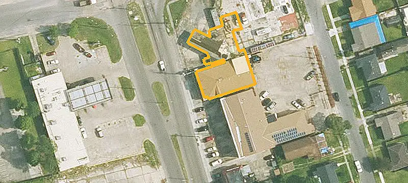 Mixed-Use Property with Restaurant and Bar