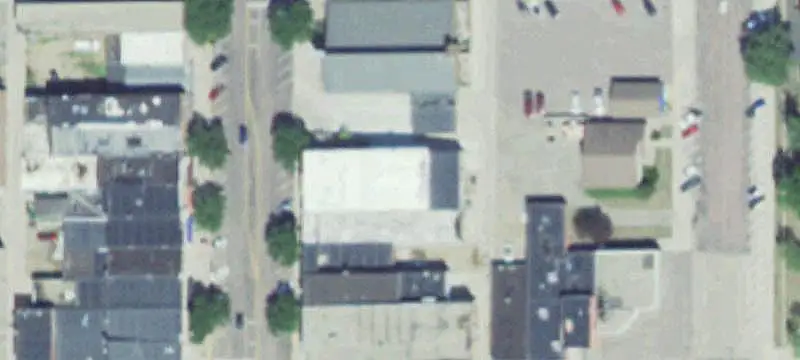Two-Tenant Mixed-Use Building