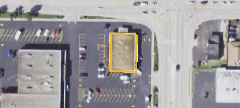 Retail Space with Overhead Door