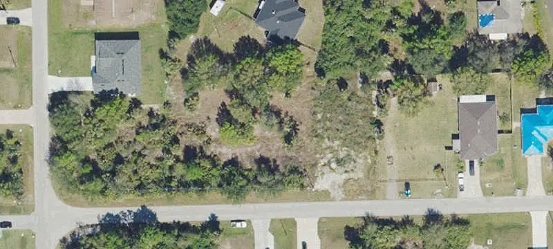 Vacant Land / Lots