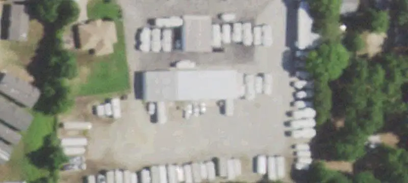 Automotive Service Property with Secured Yards