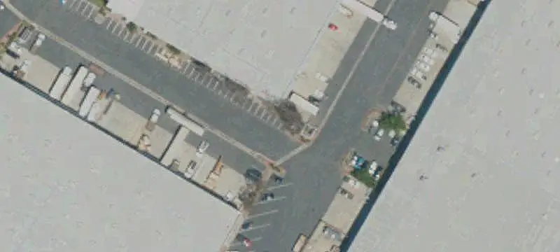 Distribution Center with Dock Loading