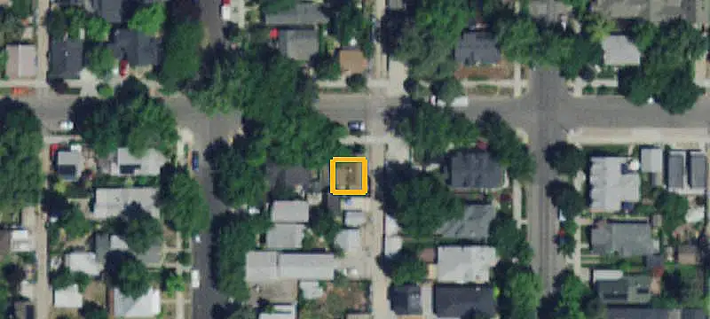 Triplex with Detached Residence