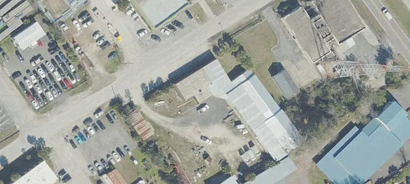 Fenced Multi-Building Flex Space