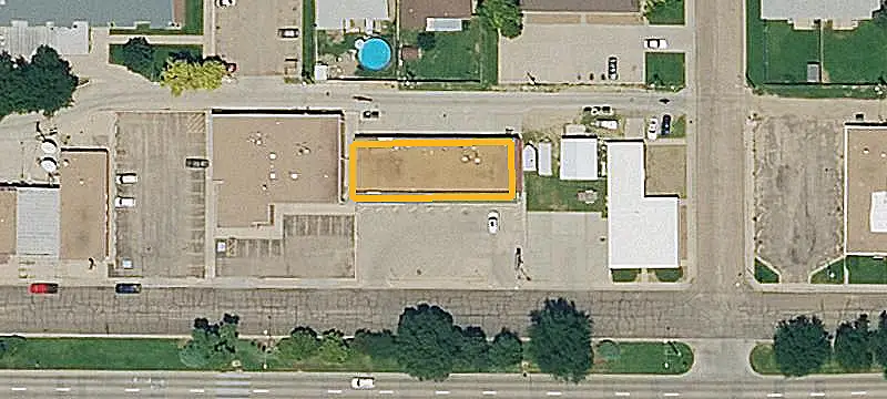 Multi-Unit Retail Storefront