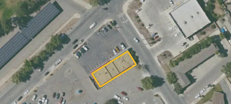 Multi-Tenant Strip Mall
