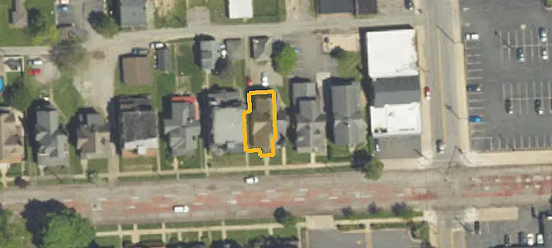 9-Unit Apartment Building