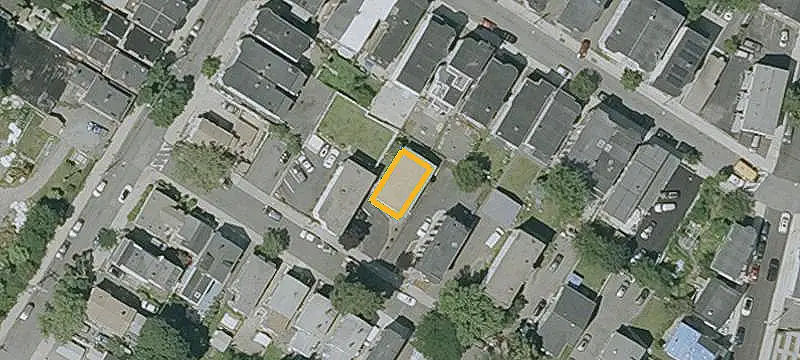 Three-Unit Townhouse Property