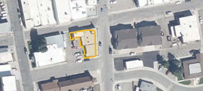 Multi-Tenant Storefront Property