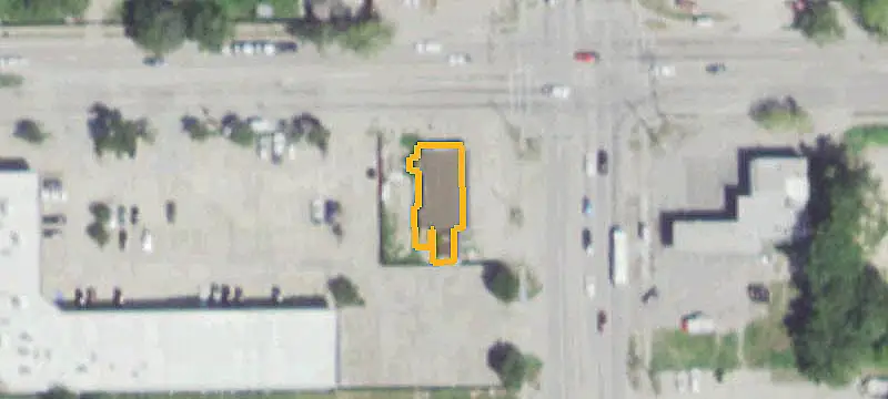 Hard-Corner Commercial Land