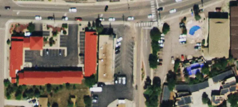 Mixed-Use Retail/Warehouse Property