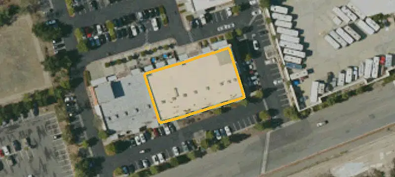Retail Suite in Shopping Center