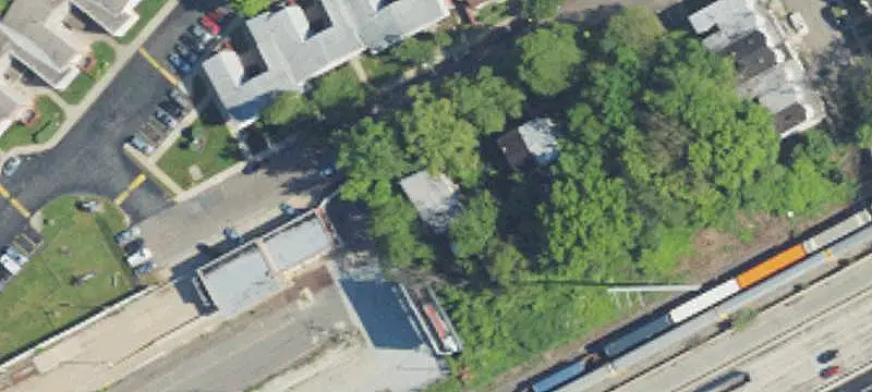Gated Flex Space with Yard