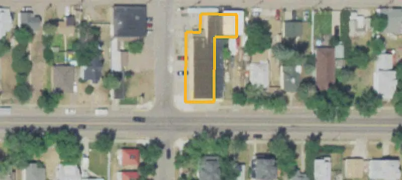Flex Space with Fenced Yard