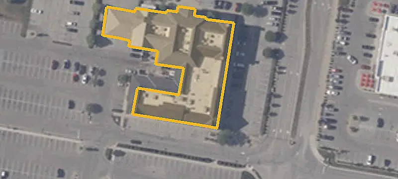 Shopping Center at Signalized Intersection