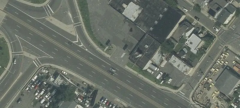 High-Clear Storefront Property