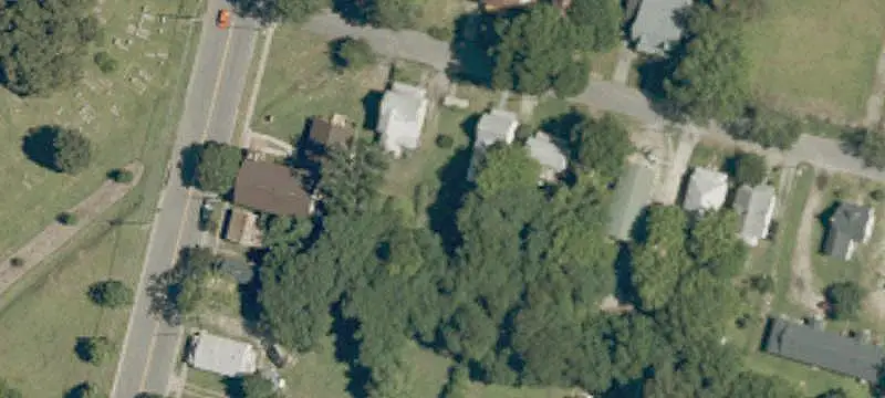 129 W Peterson Street, Edenton, NC 27932