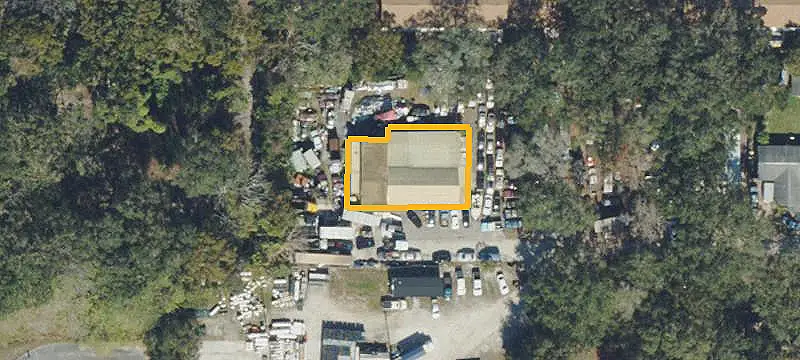 Fenced Automotive Storage Property