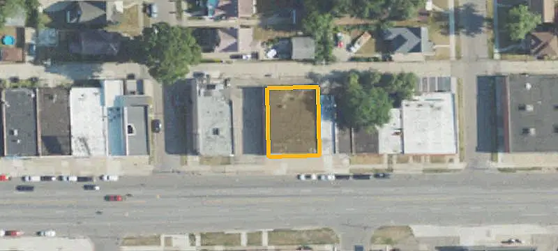 Mixed-Use Building with Dual Entrances