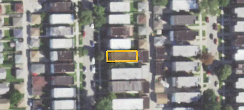 5-Unit Brick Apartment Building