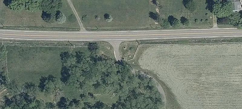 Equestrian Farm With 20-Stall Center