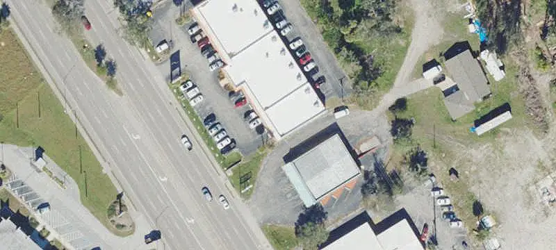 Open-Layout Storefront Space