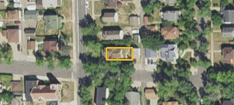 8-Unit Apartment Building