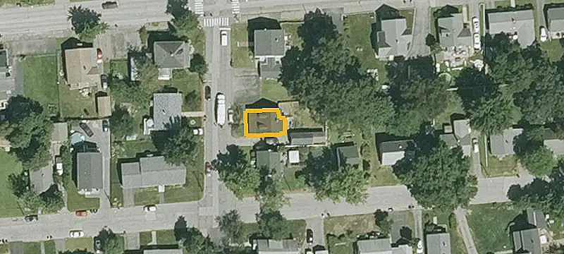 Side-by-Side Duplex with Large Yard