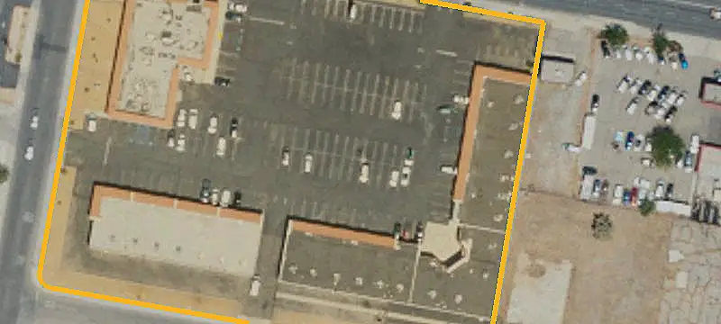 End-Cap Retail Suite