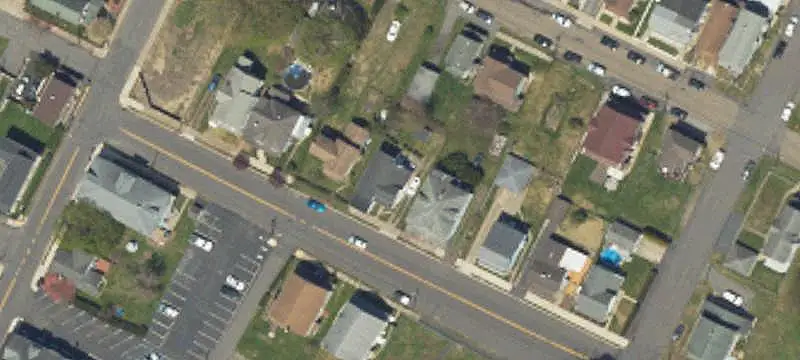 32-Unit Mixed-Use Property