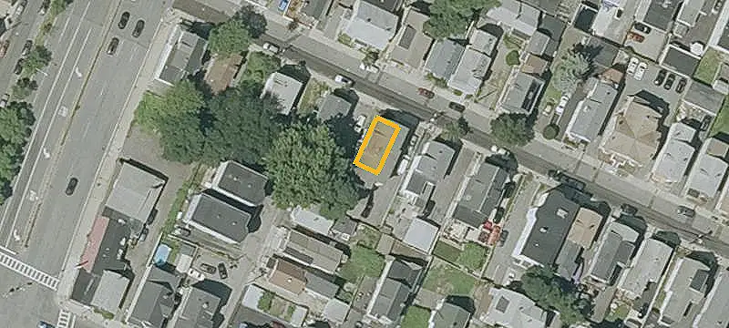 Renovated Duplex with Garage