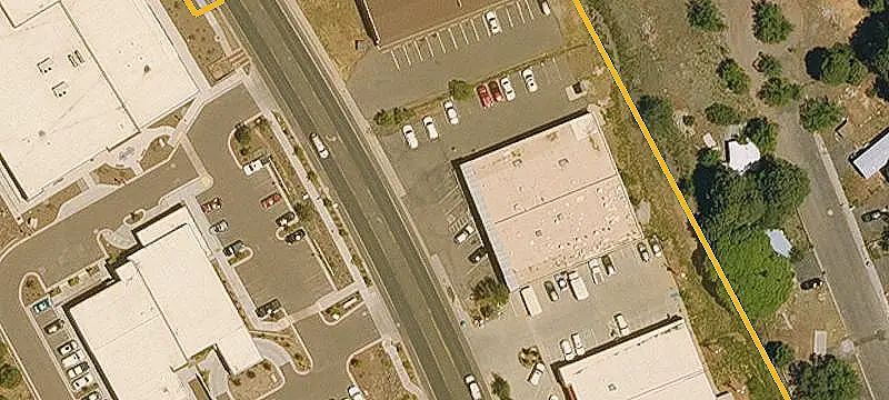 Freestanding Retail Building