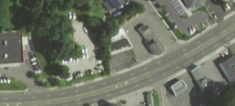 Automotive Property with Finished Basement